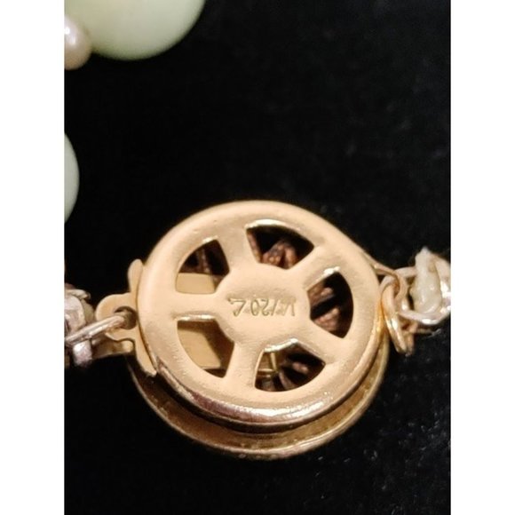 Vintage Jadeite and Pearl Beaded Strand Carved Gold Plated Necklace and Pendant - Picture 10 of 13